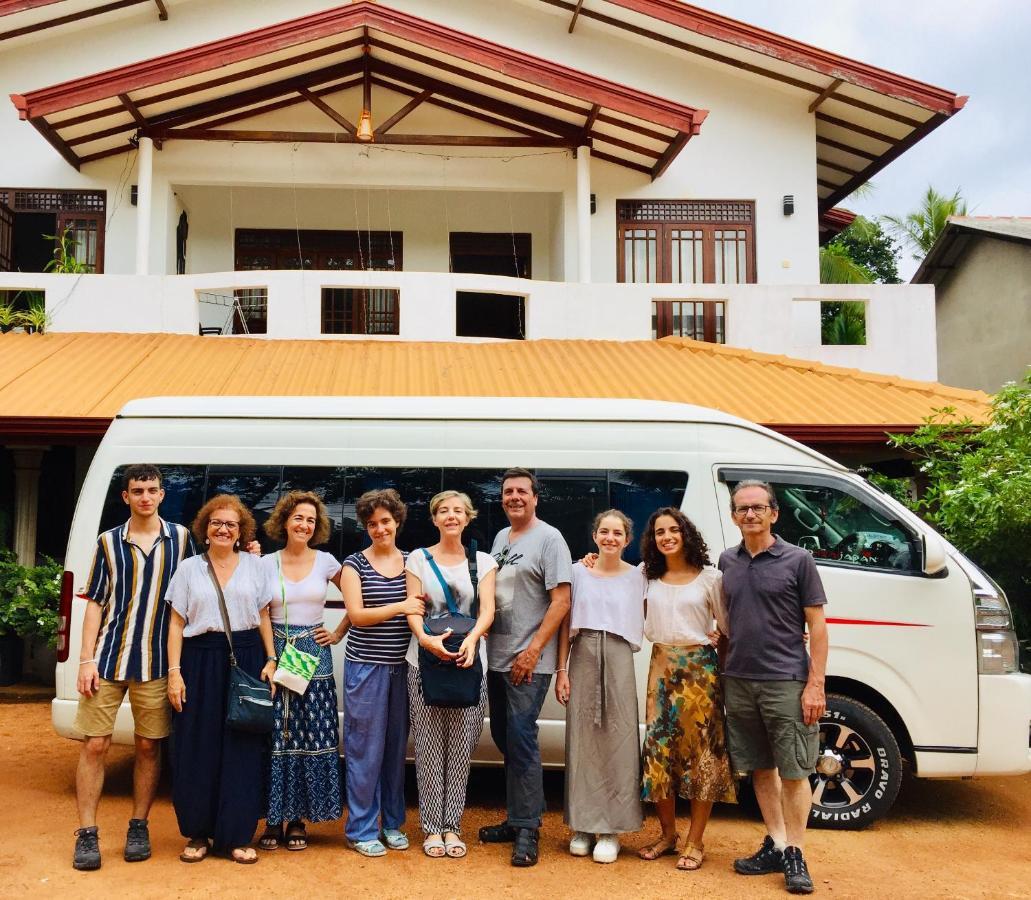 Sweet Home Tourist Rest, Cooking Classes & Tours Anuradhapura Exterior foto